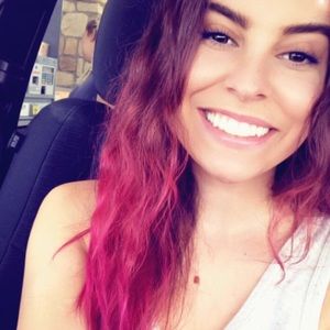 Meet your Posher, Melina